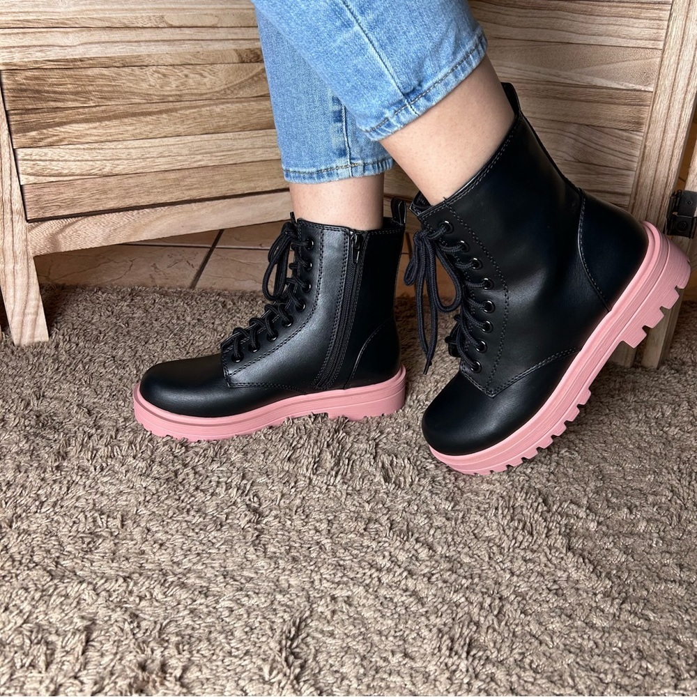 WOMENS COMBAT BOOTS (FIRM-S) - Picture 8 of 11